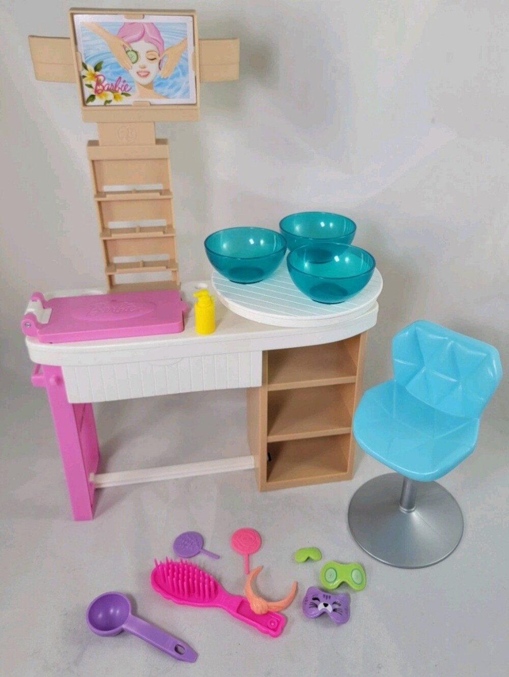 Barbie Spa Day Face Mask Playset w/Spa Table & Chair Accessories